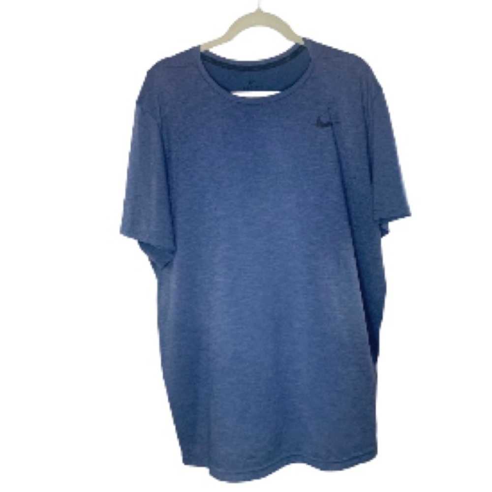 Nike light weight blue workout shirt with dry fit Men’s size XL